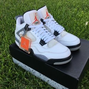 Air Jordan Retro 4 White Cement